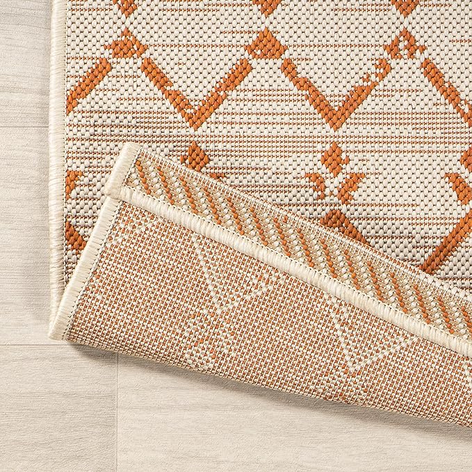 JONATHAN Y Moroccan Geometric Indoor Outdoor Square Area Rug 5X5 Cream/Orange, Ourika Textured Weave for Backyard, Patio, Porch, Easy-Cleaning, High Traffic, Pet-Friendly, Non-Shedding (SMB108O-5SQ)