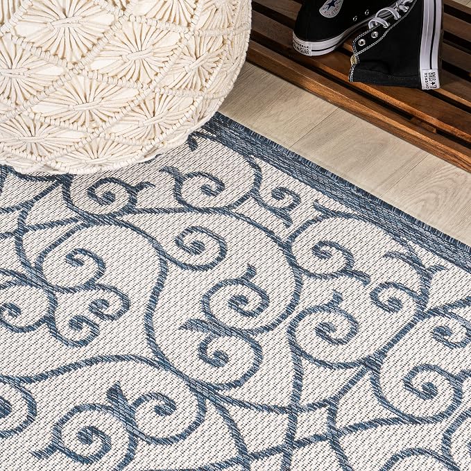 JONATHAN Y Vintage Filigree Indoor Outdoor Round Area Rug 5 Ft Blue/Cream, Madrid Textured Weave for Backyard, Patio, Porch, Easy-Cleaning, High Traffic, Pet-Friendly, Non-Shedding (SMB107F-5R)