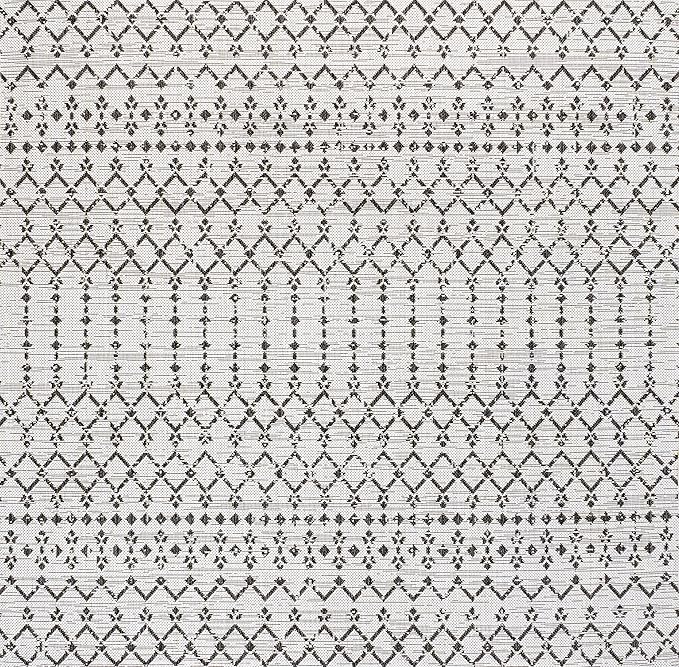 JONATHAN Y Moroccan Geometric Indoor Outdoor Square Area Rug 3X3 Cream/Black, Ourika Textured Weave for Backyard, Patio, Porch, Easy-Cleaning, High Traffic, Pet-Friendly, Non-Shedding (SMB108I-3SQ)