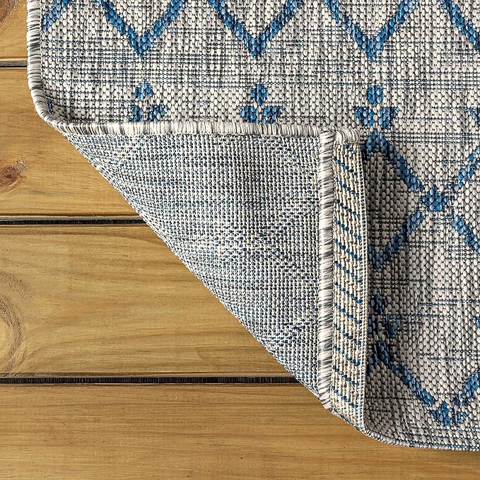 JONATHAN Y Moroccan Geometric Indoor Outdoor Runner Rug 2X20 Light Gray/Navy, Ourika Textured Weave for Backyard, Patio, Porch, Easy-Cleaning, High Traffic, Pet-Friendly, Non-Shedding (SMB108A-220)