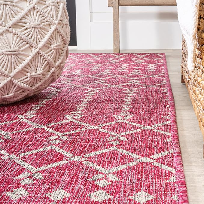 JONATHAN Y Moroccan Geometric Indoor Outdoor Runner Rug 2X8 Fuchsia/Light Gray, Ourika Textured Weave for Backyard, Patio, Porch, Easy-Cleaning, Pet-Friendly, Non-Shedding (SMB108Q-28)