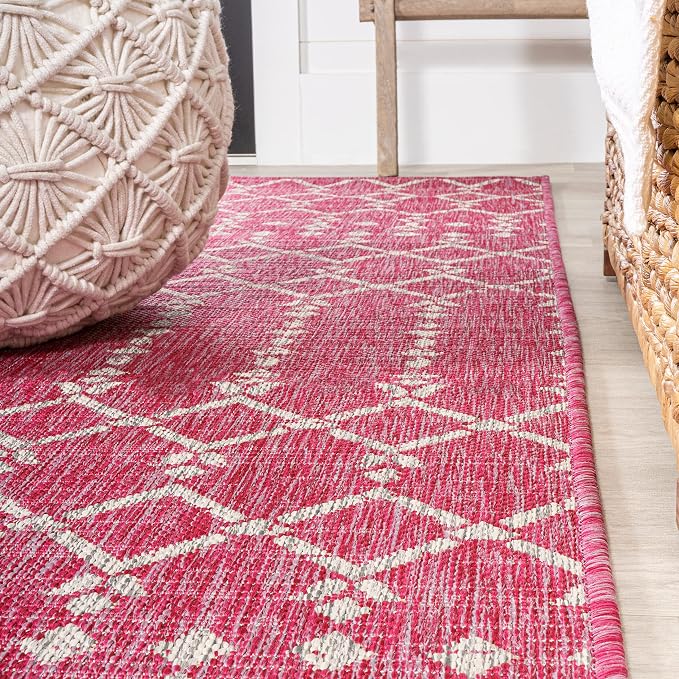 JONATHAN Y Moroccan Geometric Indoor Outdoor Area Rug 5X8 Fuchsia/Light Gray, Ourika Textured Weave for Backyard, Patio, Porch, Easy-Cleaning, High Traffic, Pet-Friendly, Non-Shedding (SMB108Q-5)